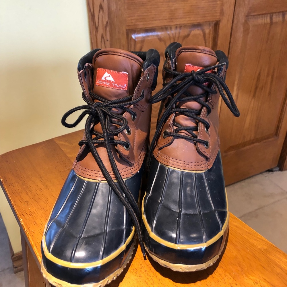 Ozark Trail Winter boots